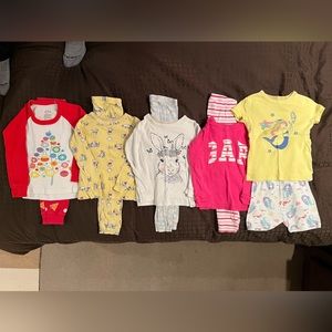 Toddler Girl Size 4 Two Piece Pajamas